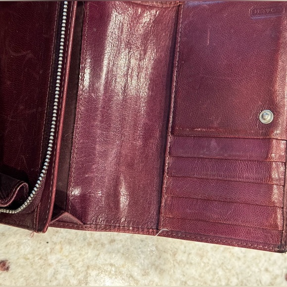 Coach Wallet - Picture 4 of 4